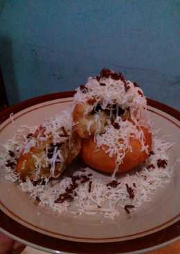 Donat bundar isi coklat dan keju