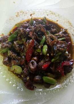 Sambal cumi pete