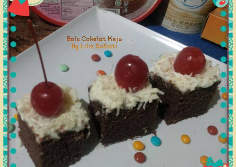 bahan dan cara membuat Bolu Cokelat Keju Lilsoft