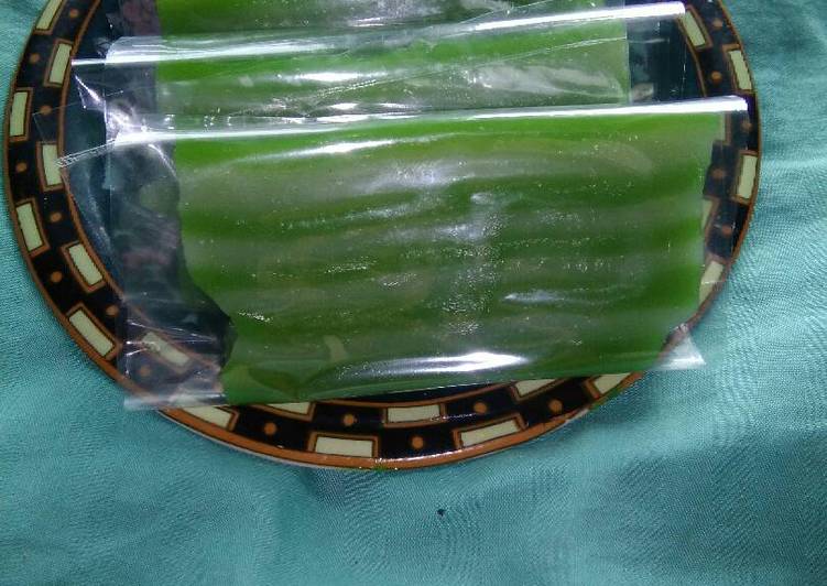 gambar untuk cara membuat Kue lapis tapioka pandan