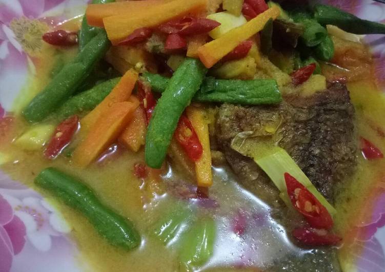 resep lengkap untuk Pesmol(gulai kuning) ikan nila