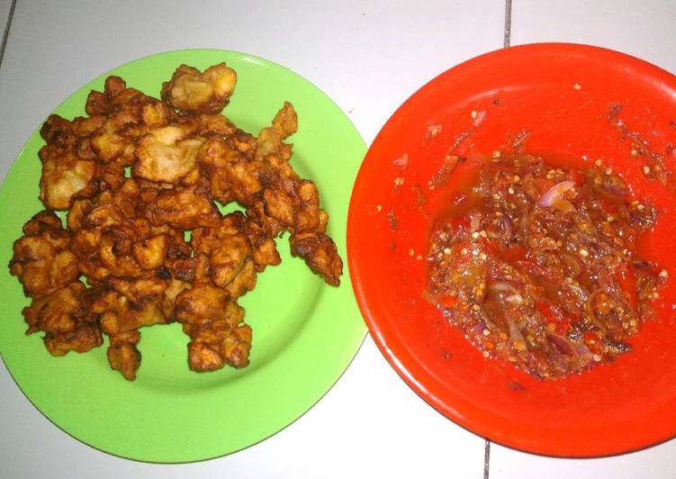 resep lengkap untuk Pisang goreng kriuk sambal ikan teri manado