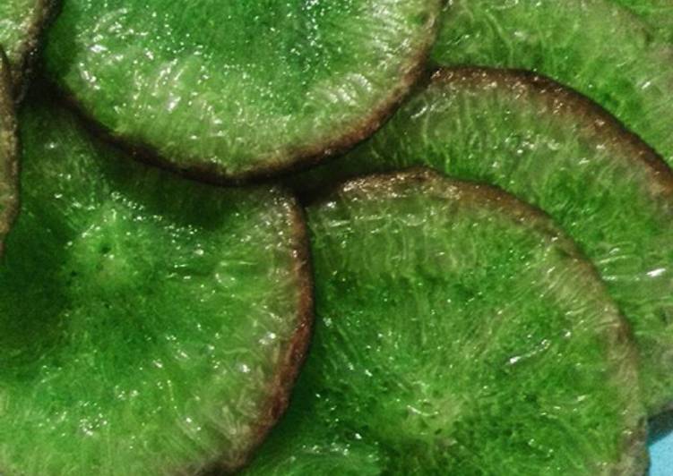 Resep Kue cucur pandan Dari Novita N.