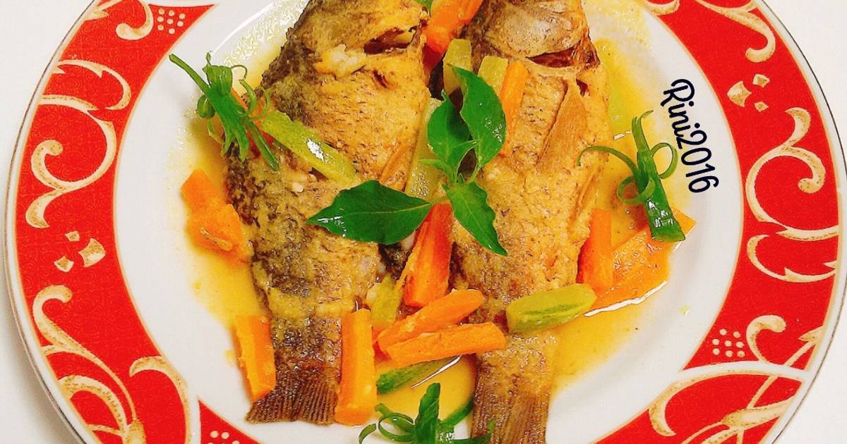 Resep Pesmol Ikan  Mas  Sayur Praktis oleh Rini handayani 