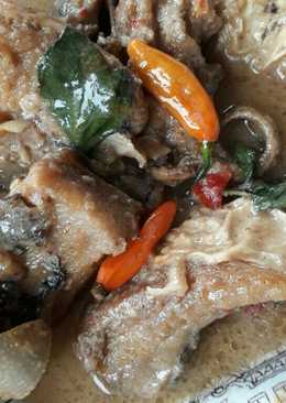 Mangut iwak Peh (ikan Pari)