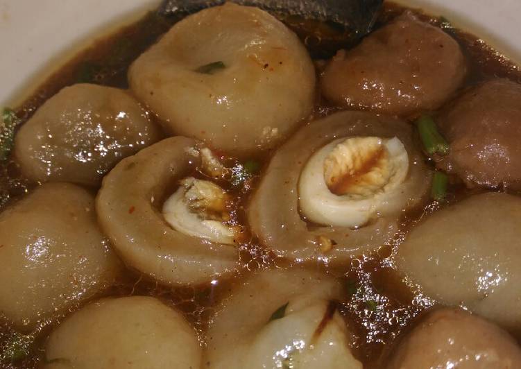  Resep  Bakso  Aci  isi telur puyuh oleh Amora Rismayanda 