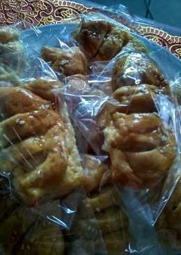 Roti manis isi pisang