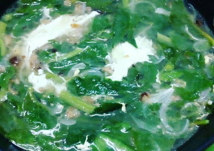 gambar untuk resep makanan Sup sayur chan choy+telur /chan choy thong