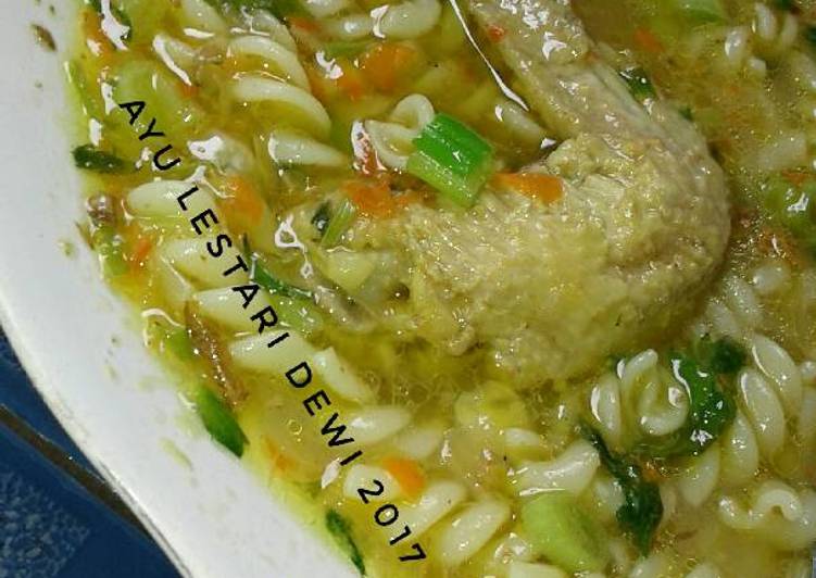 resep lengkap untuk Seblak Macaroni sayap ayam kuah (tanpa telur,sosis)