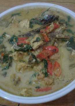 Ikan pindang bumbu mangut