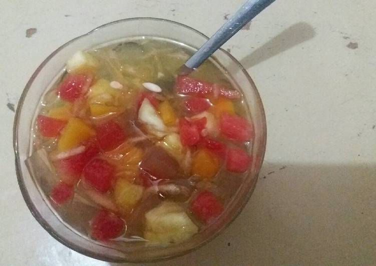 Resep Es Buah Kayu Manis Dari shelly aprilyana