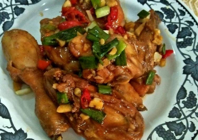 bahan dan cara membuat Ayam goreng kecap mentega (super simple)