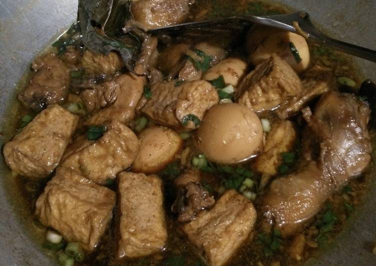 cara membuat Semur Ayam, Telor dan Tahu (ATT)