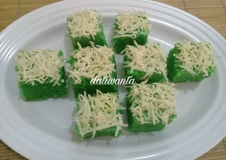 #1 Bolu kukus pandan keju