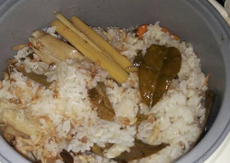 Resep Nasi  liwet  ricecooker oleh AHa s Kitchen Annisa 