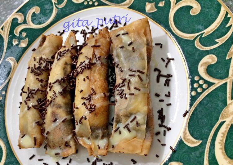 Resep Pisang Coklat Keju Siram Susu - Gita Putri