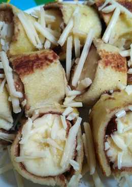 Banana Choco-cheese Sandwich Rolls