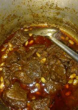 Rendang daging sapi campur kacang merah
