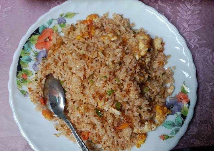  Resep  Nasgor udang  rebon  oleh Yuga Nabilla Cookpad