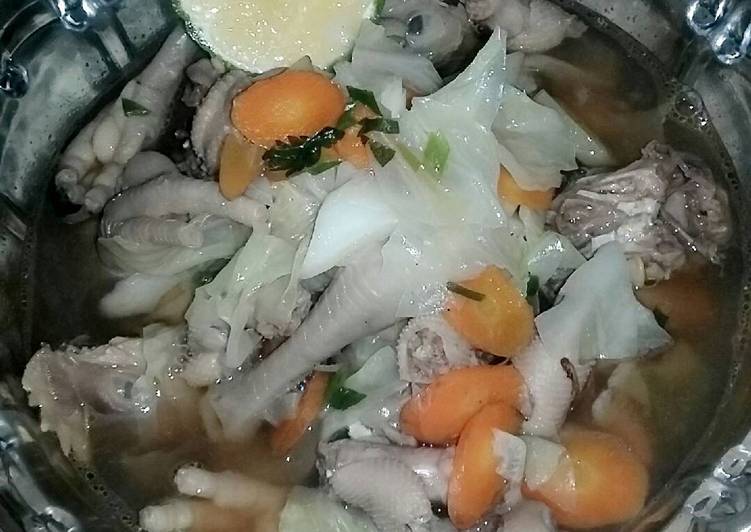 resep masakan Sup Kepala Ayam & Ceker Kaldu