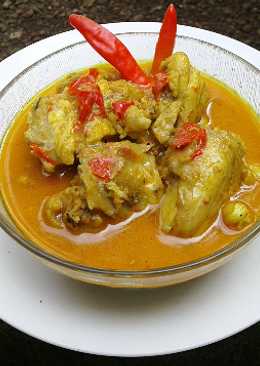 Opor Ayam Pedas