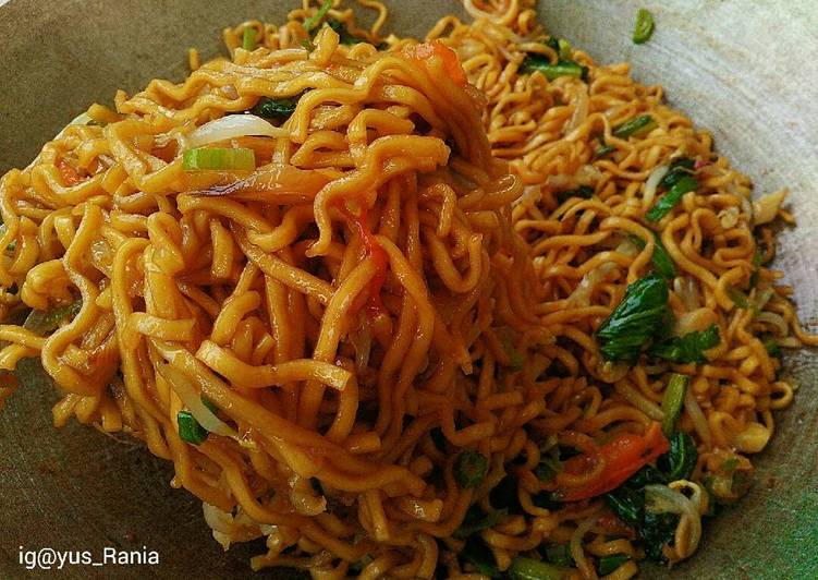 resep lengkap untuk Mie goreng simple