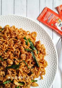Mi Tiam (Mie goreng Manis)