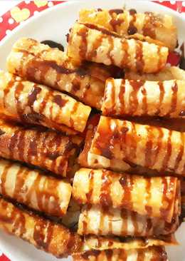 Pisang keju kulit pangsit topping coklat