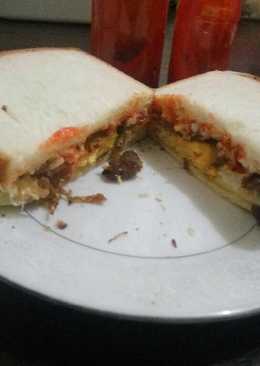 Sandwich domba ketemu telur