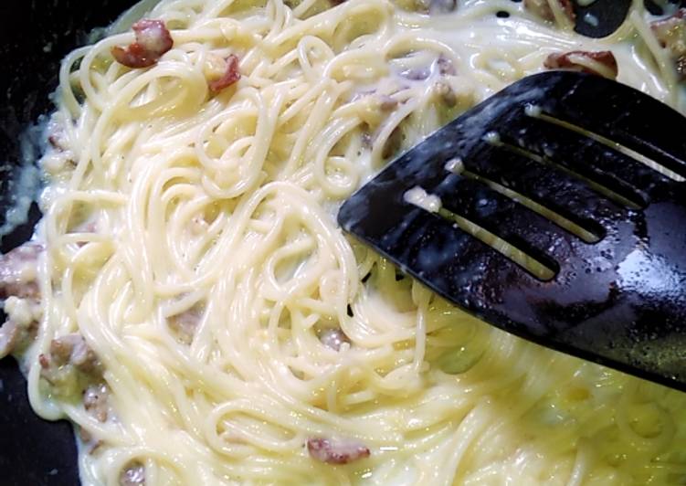 bahan dan cara membuat Spageti Carbonara