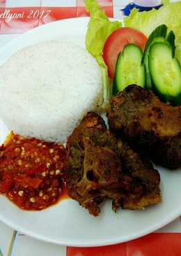 Buntut sapi penyet sambal mentah ð' #kitaberbagi