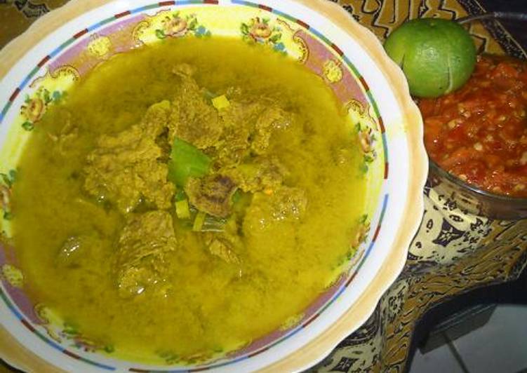 resep makanan Soto Daging Madura