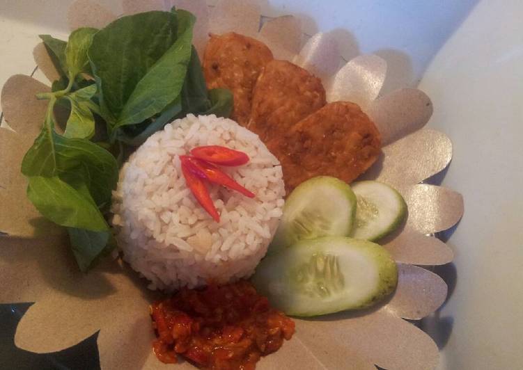 Resep Nasi Uduk Sederhana (rice cooker) Karya Megan Joaquina