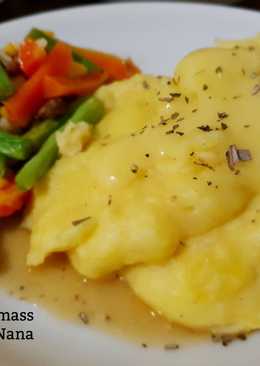 Mozzarella Creamy Mashed Potato Super Yummy!