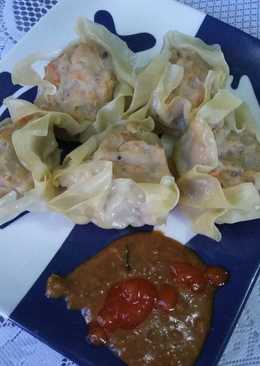 Siomay ayam dan ikan