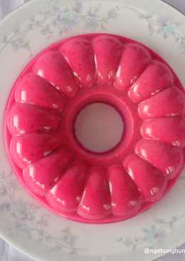 Puding Buah Naga