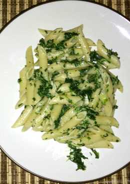 Pasta Bayam Creamy (Vegetarian)