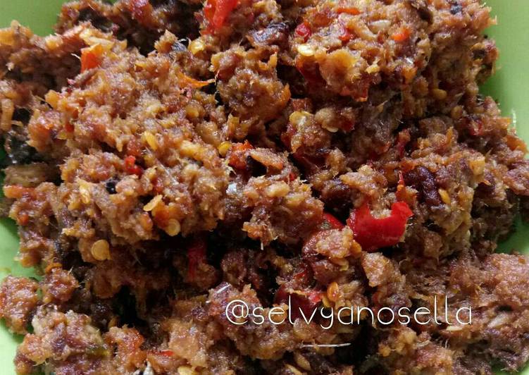 resep lengkap untuk Sambal Roa (khas manado) chef selvy