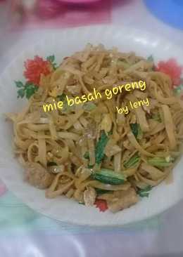 Mie basah goreng