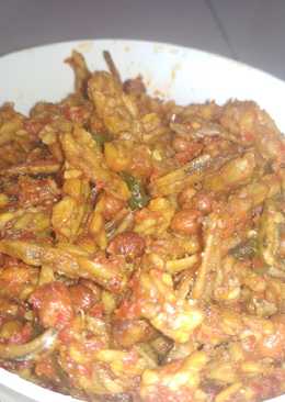 Balado teri tempe kacang renyah