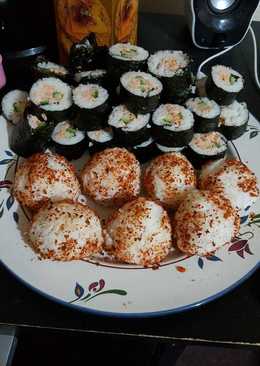 Sushi salmon dan onigiri simple