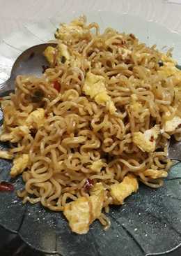 Mie Goreng Orek Telor Sambal Matah