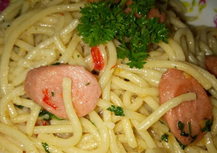 Resep Spaghetti Aglio Olio - Tuti Alawiyah