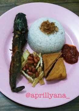 Pecel Lele + Nasi Uduk