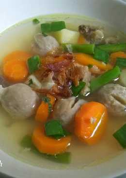 22. Sop bakso sapi