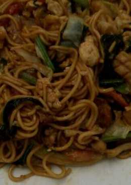 Bakmie goreng seafood