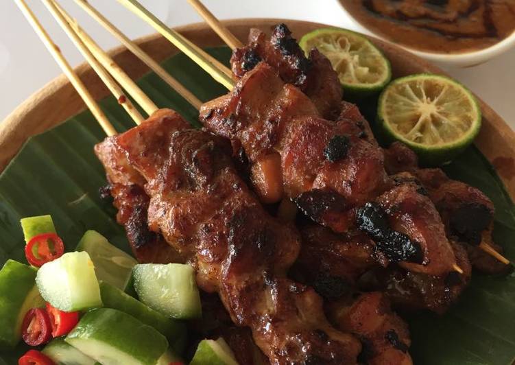 bahan dan cara membuat Sate ayam #pr_dibumbukacangi