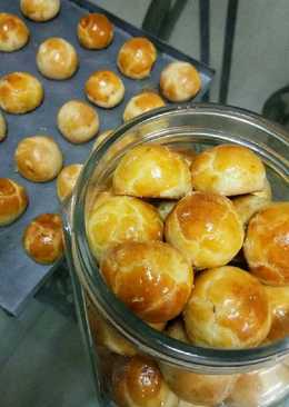 Nastar (Pineapple Cookies)