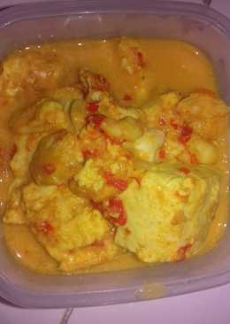 Gulai udang tahu telor