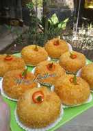 Panada (donat isi kentang, wortel, ayam)